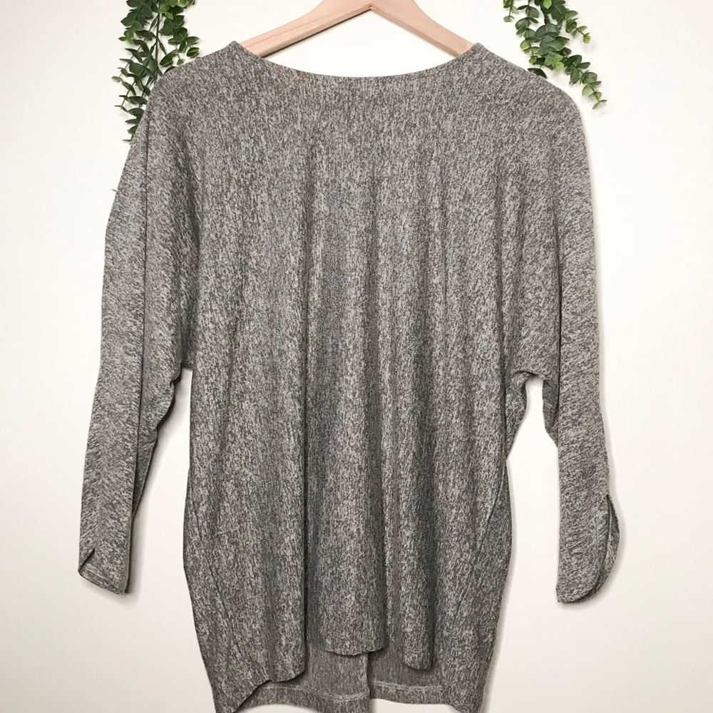 Heather grey long sleeve top